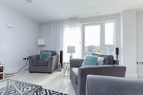Luxurious Central Edinburgh Apartment - Sleeps 6
