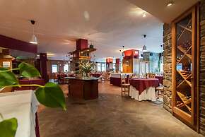 Hotel Vilagaros Apartamentos