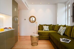 Aurea Once Upon a House