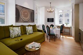 Aurea Once Upon a House