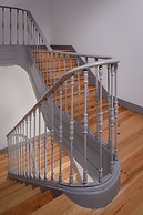 Aurea Once Upon a House