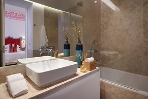 Aurea Once Upon a House