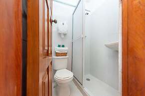 Hotel Ayenda Casa Cano 1805