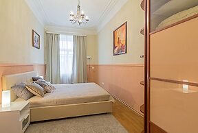 Spb2Day Vosstaniya 3-5