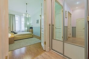 Spb2Day Vosstaniya 3-5