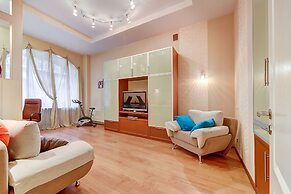 Spb2Day Vosstaniya 42