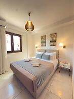 Deluxe Suites
