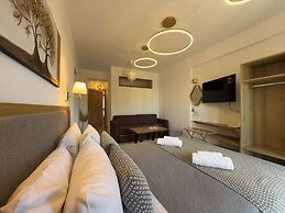 Deluxe Suites