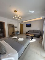 Deluxe Suites