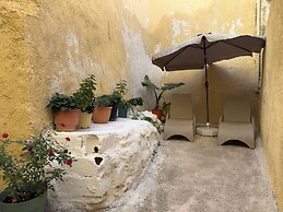 Deluxe Suites