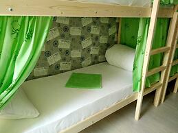 Hostel V Biblioteke