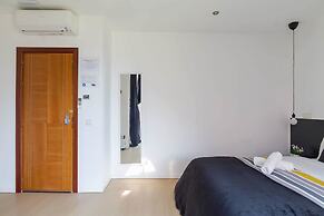 AYZ Javier Cabrini - Auto check-in property