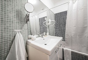 Graça Charming Come and Enjoy Lisbon