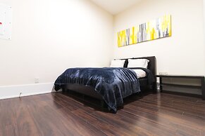 Luxury One Bedroom by Rogers Centre