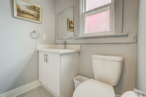 Downtown Travelers Home