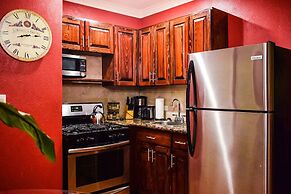 Brownstone Sea Beach