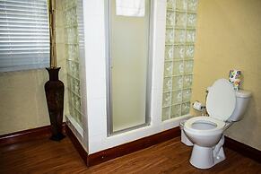 Brownstone Sea Beach