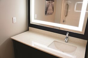 La Quinta Inn & Suites by Wyndham Rock Hill