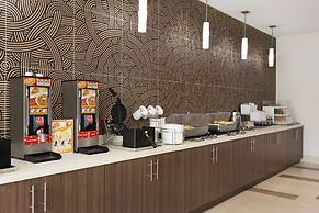 La Quinta Inn & Suites by Wyndham Rock Hill