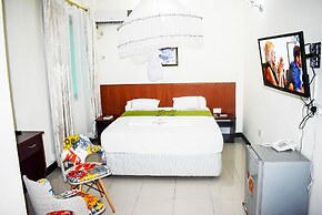 Sheratton Regency Hotel