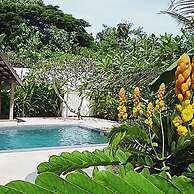 Villa Kalachuchi B&B