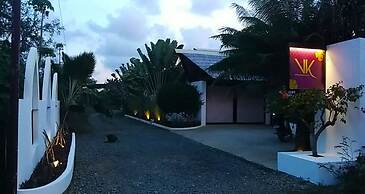 Villa Kalachuchi B&B