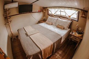 Doce lar hostel noronha