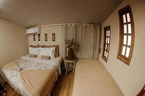 Doce lar hostel noronha