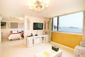 Yeosu Beach Hotel