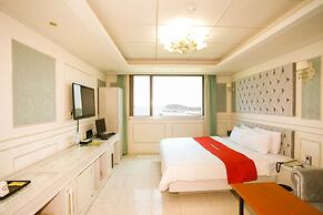 Yeosu Beach Hotel