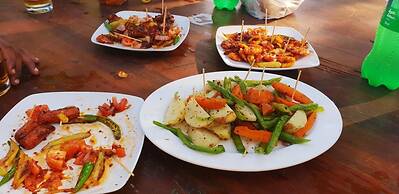 Delight Guest House And Restaurant