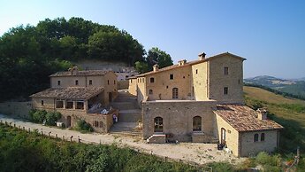 Borgo Storico Cisterna