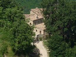 Borgo Storico Cisterna