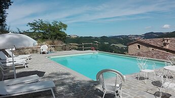Borgo Storico Cisterna