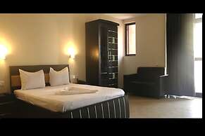 All Seasons Guest House