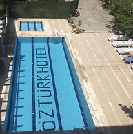 Shah Sultan Ozturk Hotel