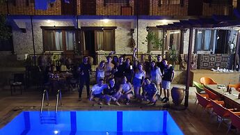 Shah Sultan Ozturk Hotel