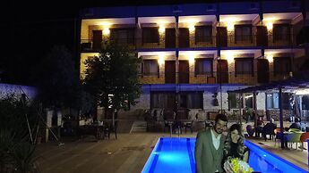 Shah Sultan Ozturk Hotel