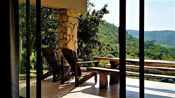 Wide Horizons Mountain Retreat