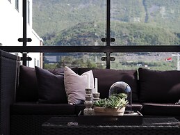 Brattvåg Fjordhotell