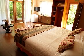 Tierra Guarani Lodge de Selva