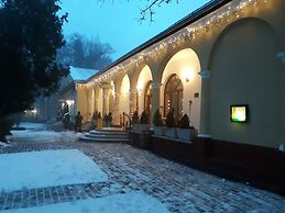 Geréby Kúria Hotel és Lovasudvar