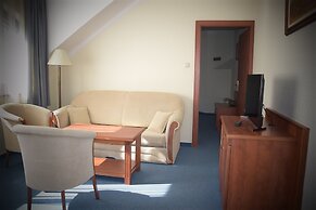 Geréby Kúria Hotel és Lovasudvar