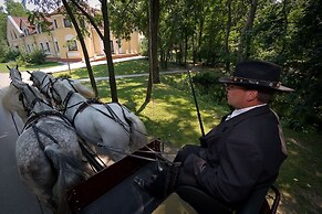 Geréby Kúria Hotel és Lovasudvar