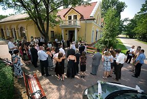 Geréby Kúria Hotel és Lovasudvar