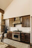 River's Edge 4 Bedroom Home by RedAwning