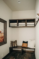 River's Edge 4 Bedroom Home by RedAwning