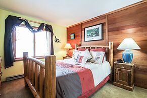 Snowcreek II 288 Gorgeous Mountain Views, Rustic, Spacious and Cozy by