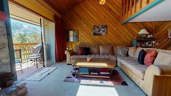 Snowcreek II 288 Gorgeous Mountain Views, Rustic, Spacious and Cozy by