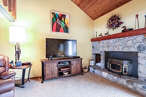 Snowcreek II 288 Gorgeous Mountain Views, Rustic, Spacious and Cozy by